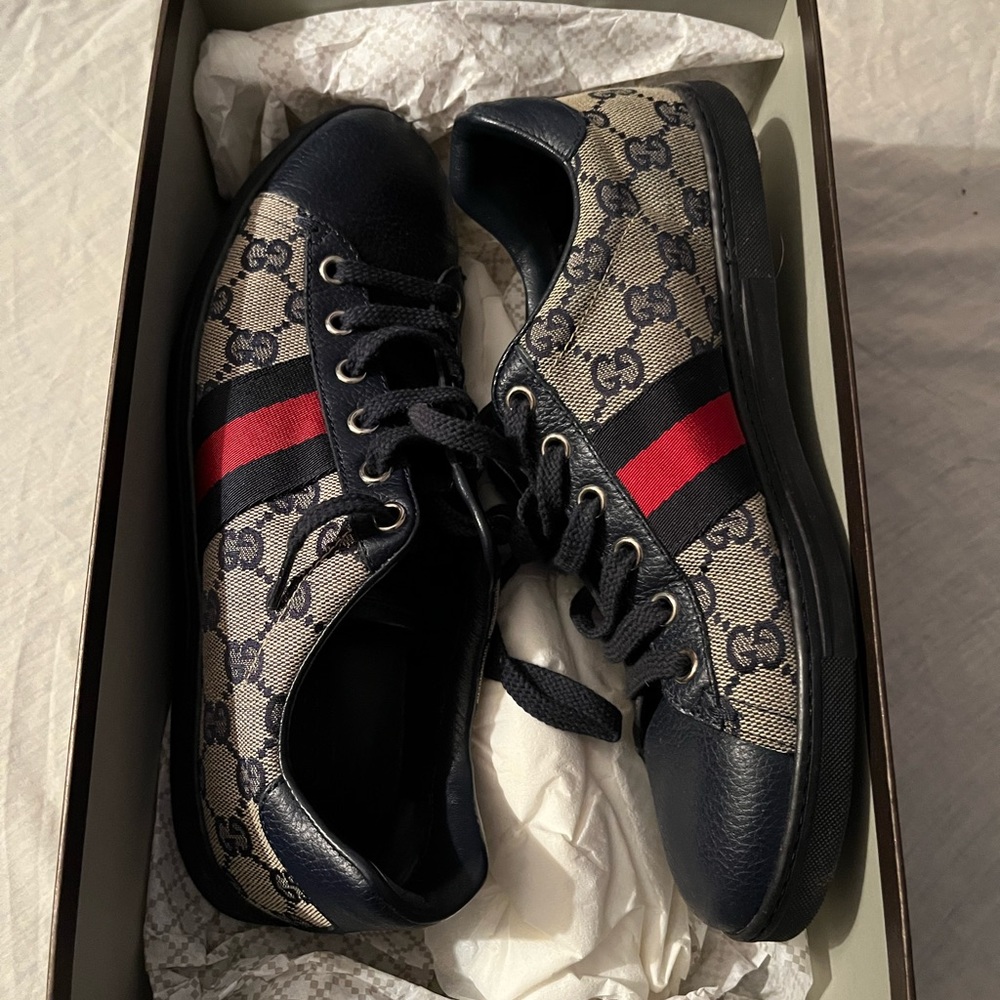 Like New Blue and Gray Gucci Shoes